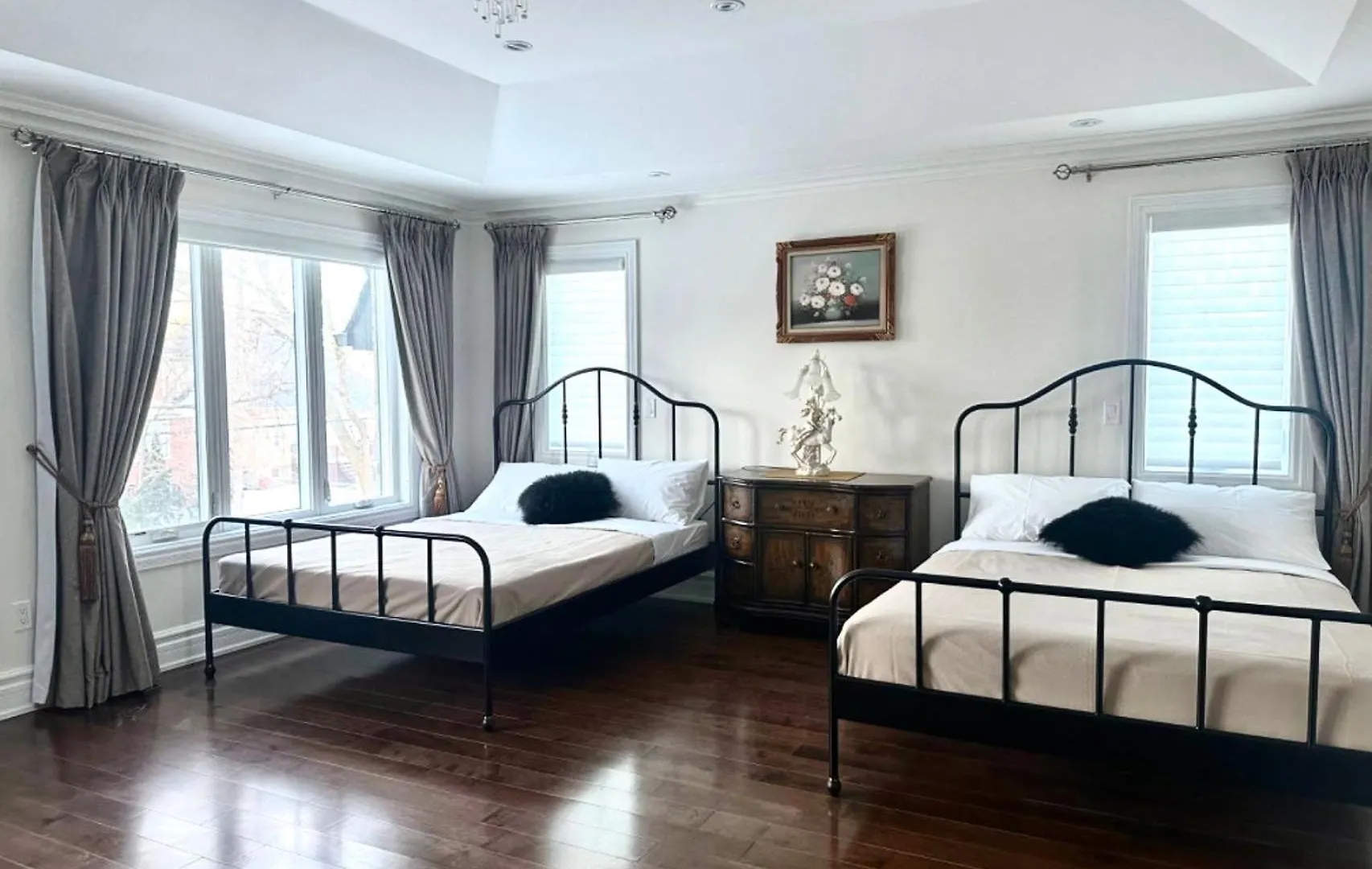 Beautiful House Near North York Center Hotel Toronto Guest house